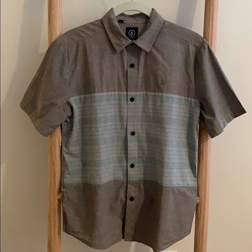Volcom - Short Sleeve Button Down Shirt